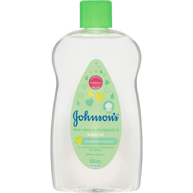 Johnson's Baby Oil Aloe Vera, a moisturizing oil for babies, nourishes skin with Aloe Vera and Vitamin E while locking in moisture.