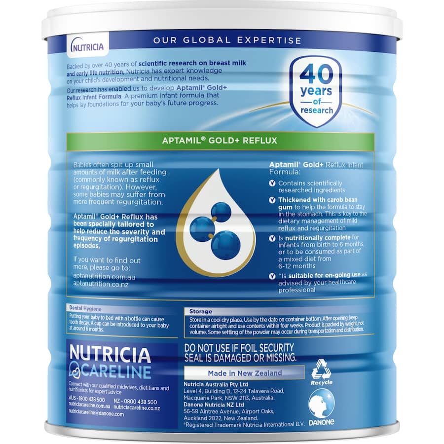 Aptamil Gold+ Reflux Infant Formula in a 900g tin, designed to reduce regurgitation for infants from birth to 12 months.