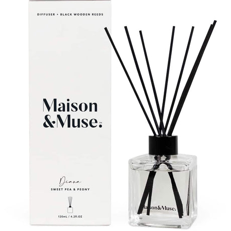 Maison & Muse Sweet Pea & Peony diffuser in elegant glass, enriching spaces with floral scents for up to 55 days.