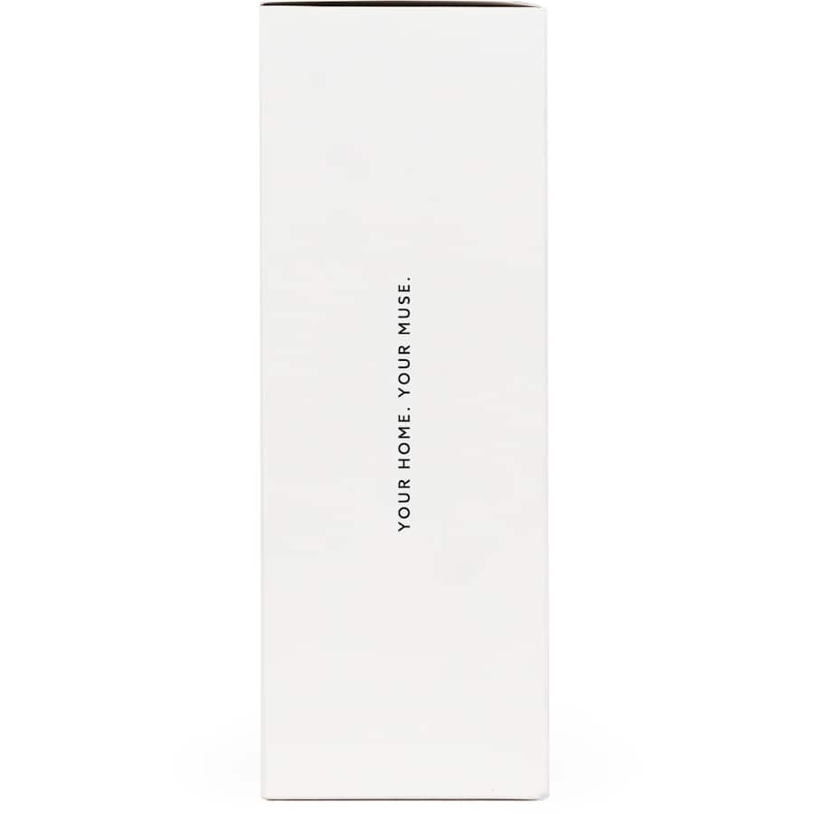 Luxurious Maison & Muse Diffuser in Sweet Pea & Peony, featuring a stylish design and lasting fragrance for 55 days.
