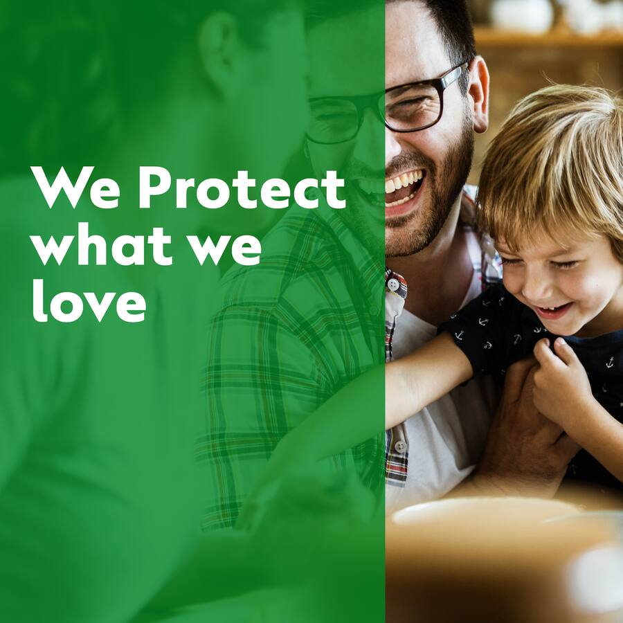 Dettol Antibacterial Floor Wipes in citrus scent for tough dirt removal, killing 99.9% of germs with a moisture-lock lid.