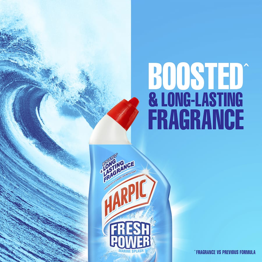 Harpic Fresh Power Toilet Cleaner Marine Splash in a 700ml bottle, providing powerful cleaning and a fresh marine fragrance.