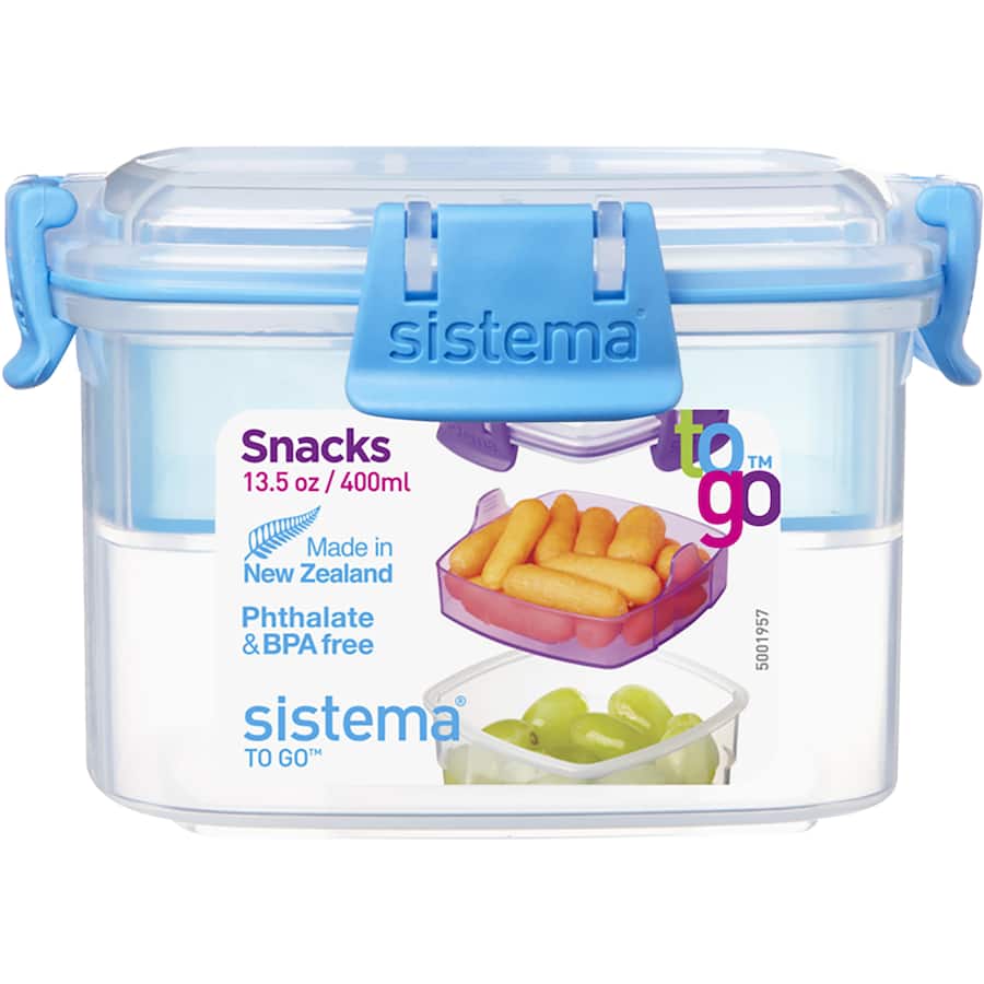 Sistema Container Snack To Go, compact two-compartment snack container for on-the-go convenience, featuring easy-lock clips.