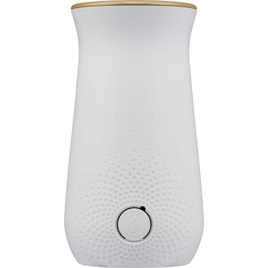 Automated Glade Sense & Spray in pomegranate & cranberry, featuring motion sensor for instant fragrance bursts.