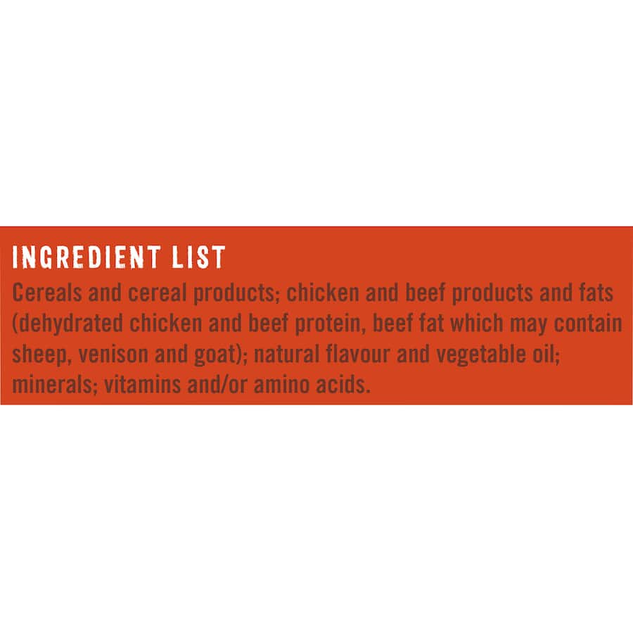 Dry dog food featuring NZ Chicken & Beef, tailored for senior dogs' health and vitality with crunchy kibble for dental health.