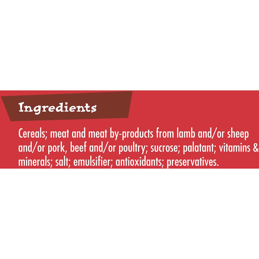 Delicious Schmackos Marrowbones with a crunchy biscuit exterior and meaty center, enriched with vitamins and calcium for dogs.