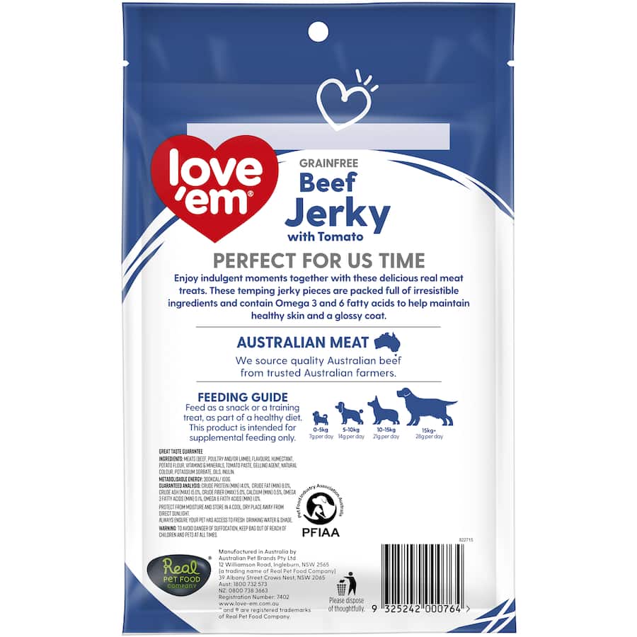 Love Em Dog Treats Beef Jerky Tomato: grain-free, meaty treats with ripe tomatoes, rich in Omega fatty acids for healthy skin.