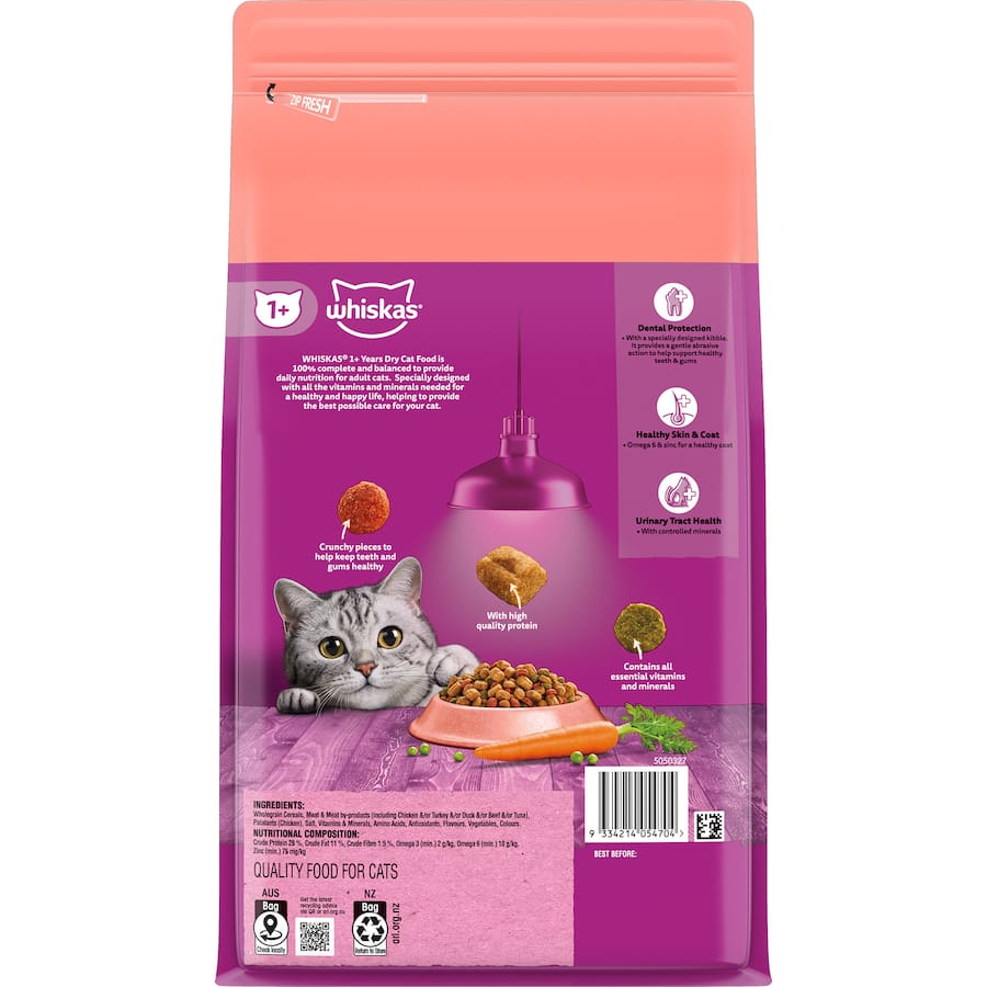 Whiskas Dry Cat Food Sardine & Prawn, nutritious kibble rich in real fish for healthy coat, dental care, and vitality.