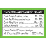 Temptations Mix Ups cat treats in a 454g tub, featuring chicken, catnip, and cheddar, with crunchy outer and soft center.