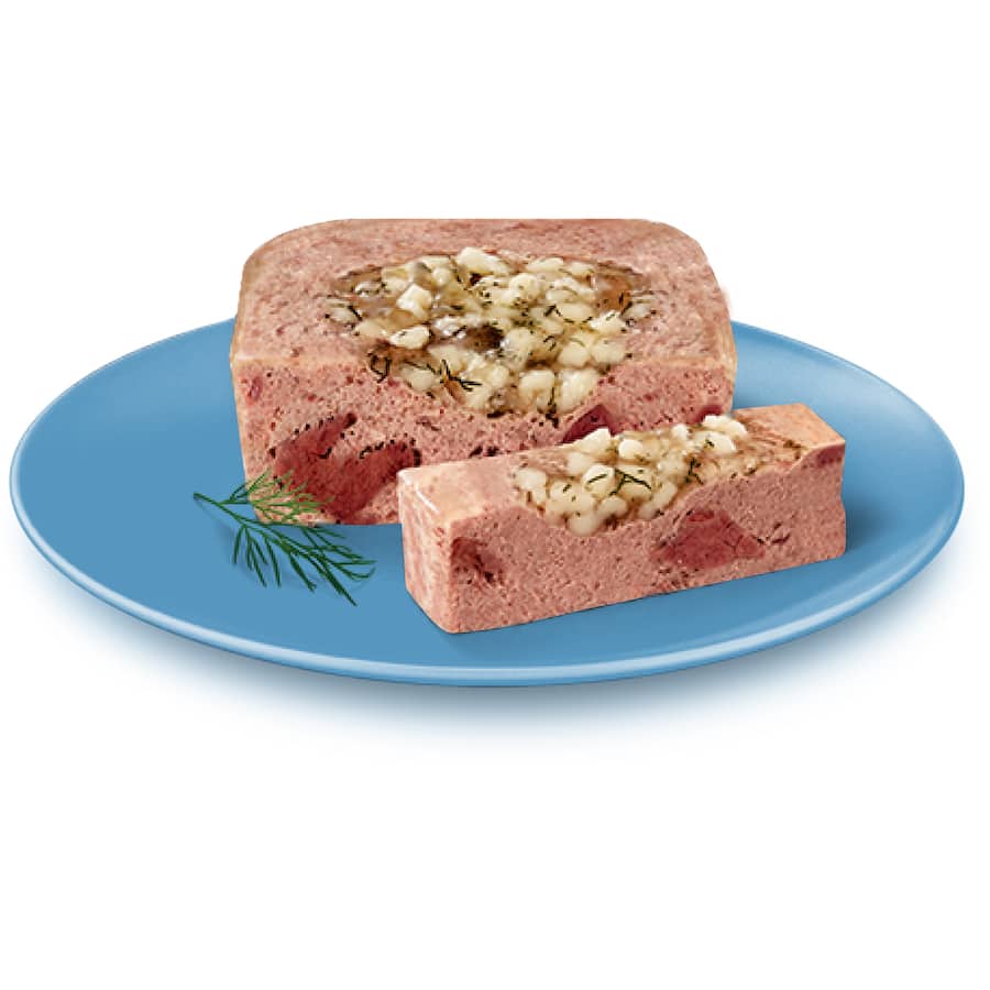 Delicious My Dog Wet Dog Food Chicken Supreme with Cheese, featuring tender chicken, cheese topping, and essential nutrients.