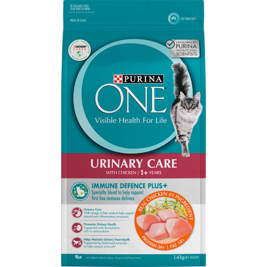 Purina One Dry Cat Food Chicken Urinary Care, promoting urinary health with nutrients for a shiny coat and strong immune support.