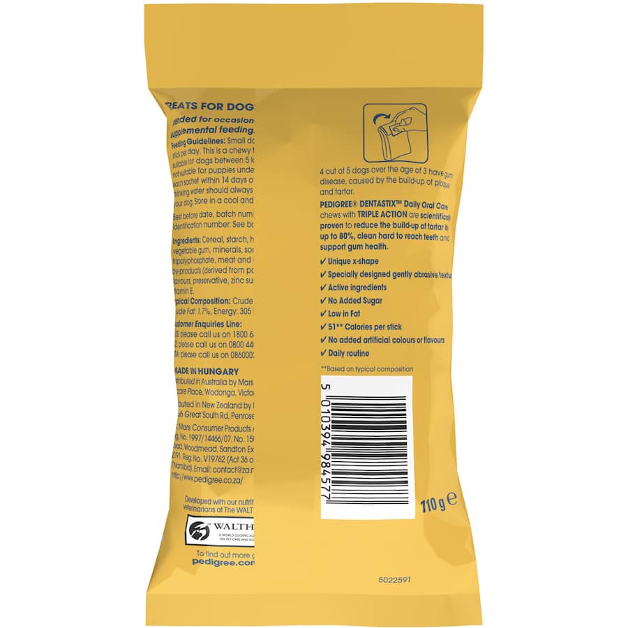 Pedigree Dentastix for small dogs promoting dental health, reducing tartar build-up, and freshening breath with daily use.