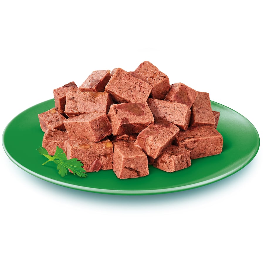 Wet dog food can featuring rich lamb and liver, providing balanced nutrition and irresistible flavor for healthy pets.