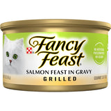 Can of Fancy Feast Wet Cat Food featuring grilled salmon in rich gravy, designed for a delicious and nutritious cat meal.