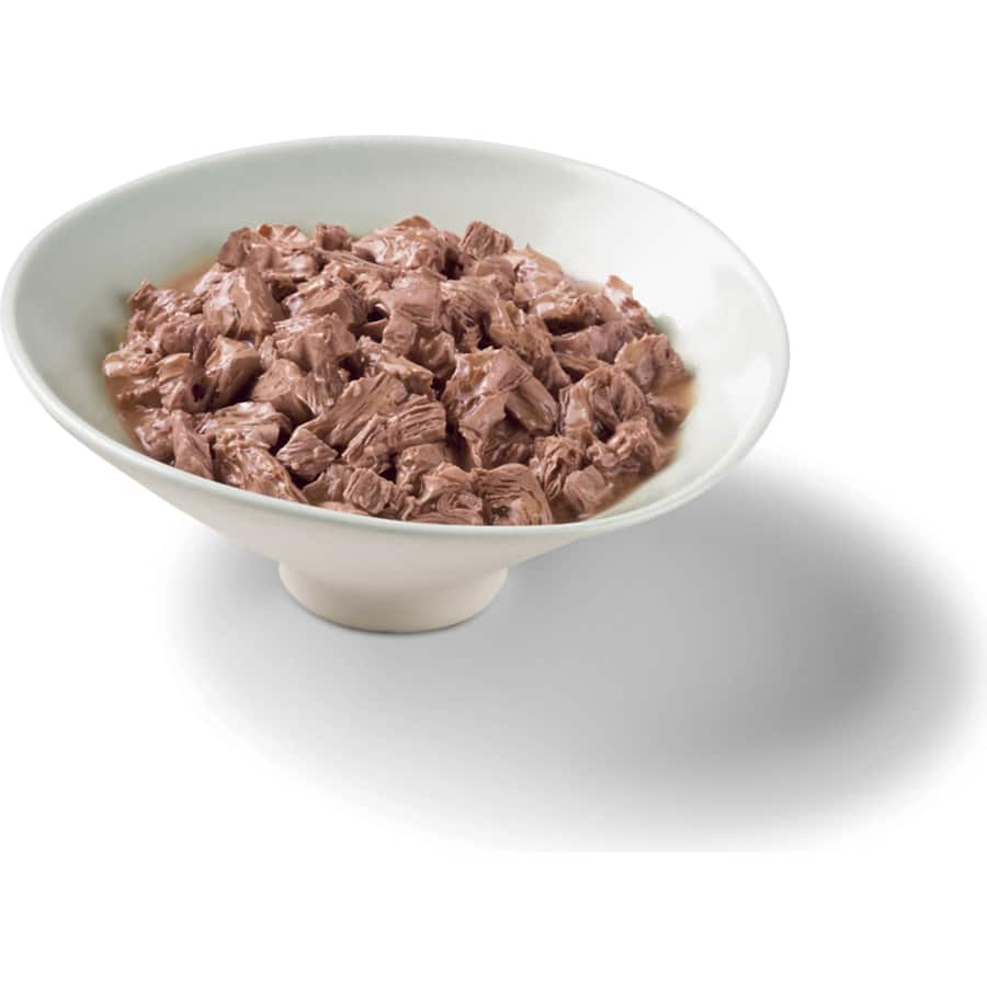 Gourmet wet cat food featuring grilled salmon in savory gravy, perfect for adult cats' nutrition and taste.