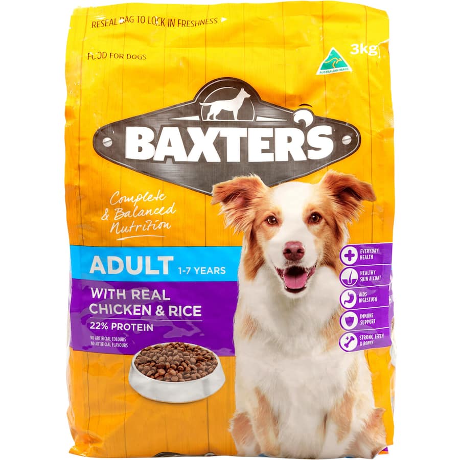 Baxters Dry Dog Food Chicken & Rice: nutritious kibble with chicken, vitamins, and omega oils for healthy skin and digestion.