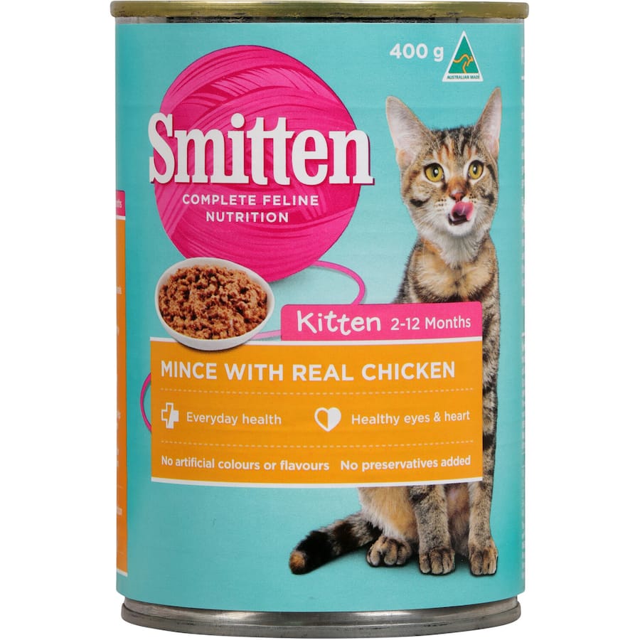 Smitten Kitten Wet Cat Food Chicken Mince: nutritious chicken recipe for healthy cats, rich in vitamins, minerals, and Omega 6.