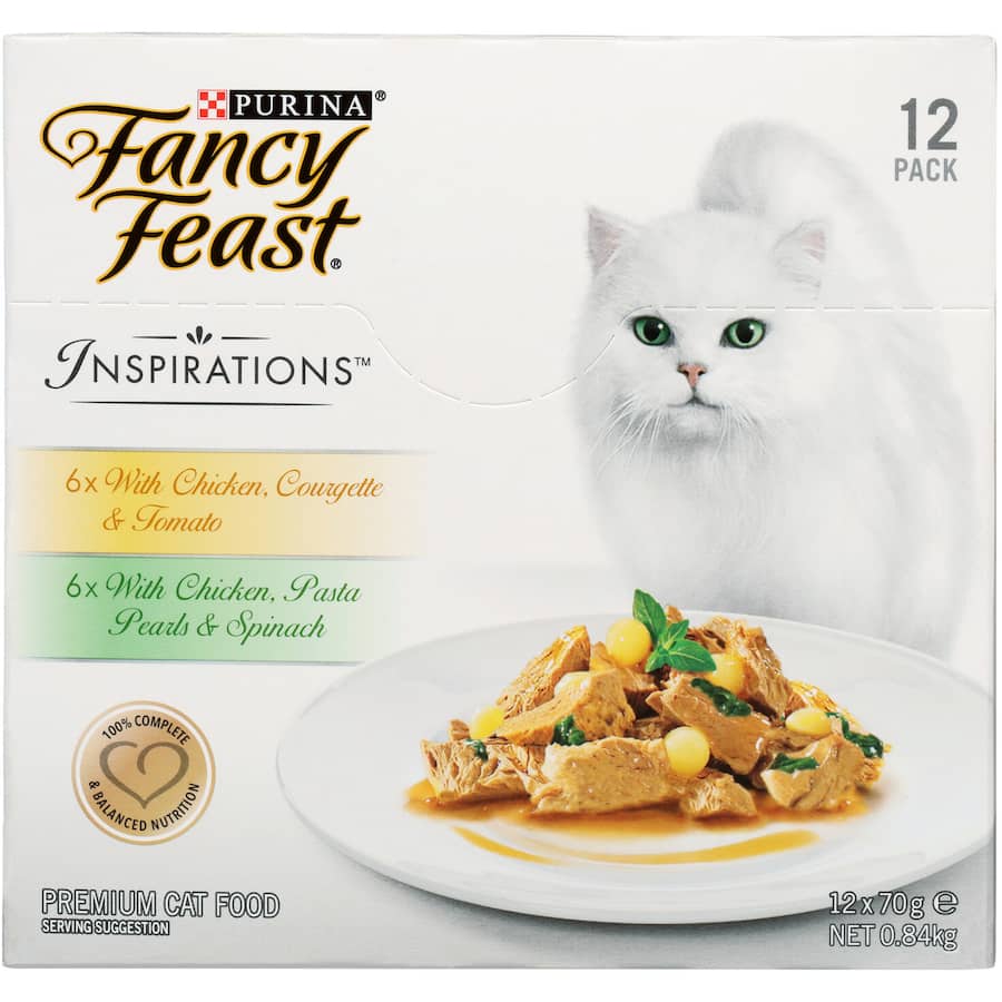 Gourmet wet cat food featuring tender chicken, rich in protein and essential nutrients for your cat's health.