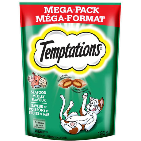 Temptations Seafood Medley cat treats in a resealable pouch, featuring crunchy shells and soft centers, perfect for feline indulgence.