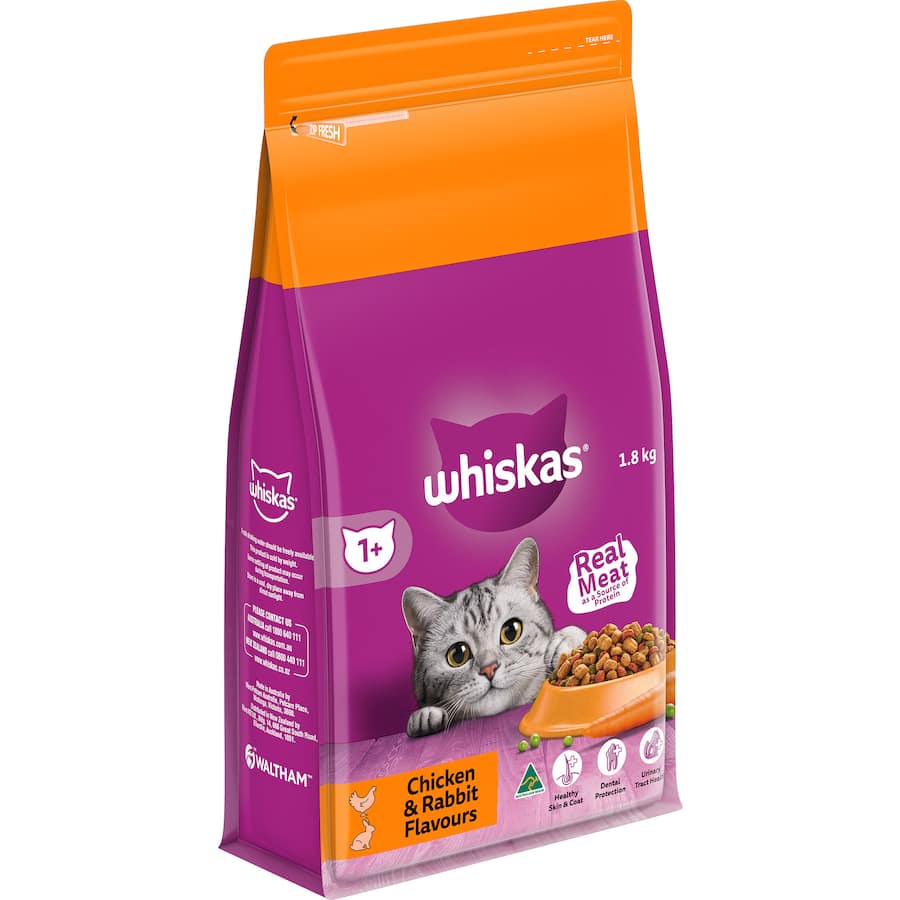 Whiskas Dry Cat Food with Chicken & Rabbit offers complete nutrition for adult cats, promoting health and vitality.