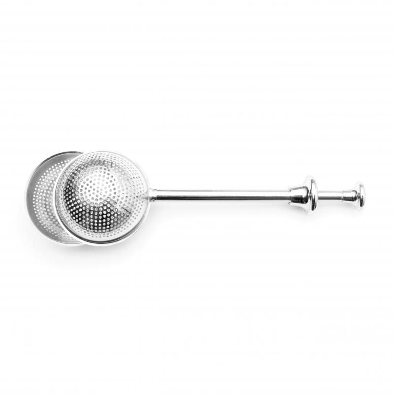 Stainless steel tea scoop ball infuser with 5cm diameter, perfect for steeping loose leaf teas and easy to clean.