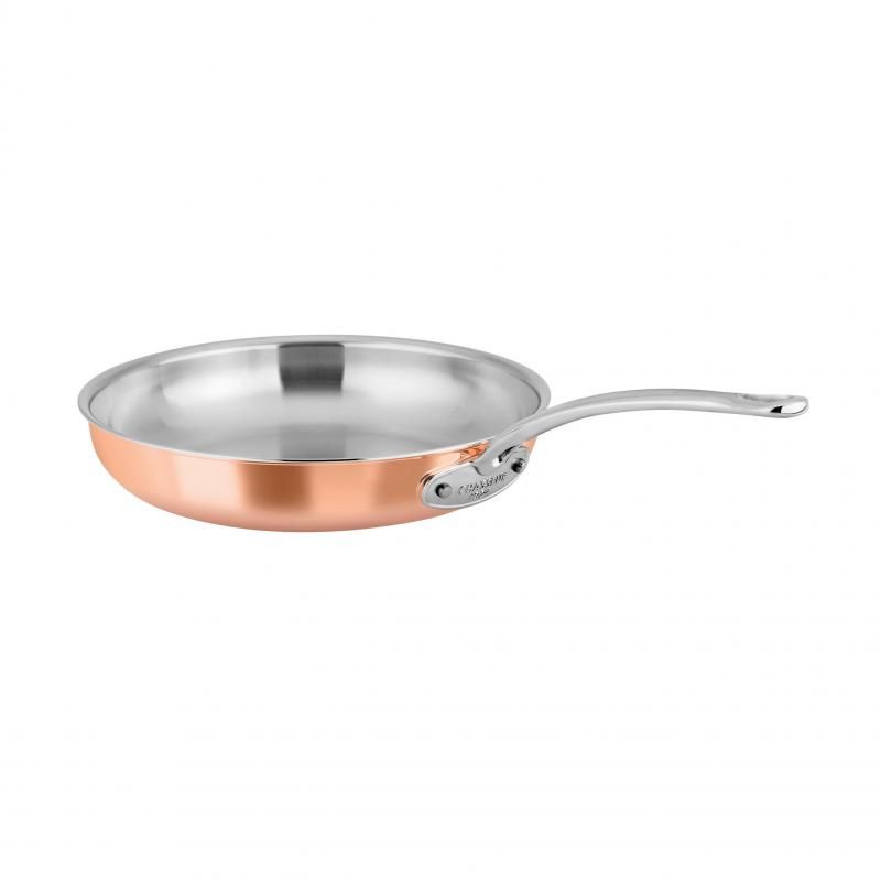 Chasseur Escoffier 26cm induction fry pan with elegant copper exterior, stainless steel interior, and precise heat control.