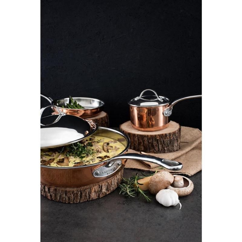 Chasseur Escoffier 26cm induction fry pan with copper exterior, stainless steel layers, and elegant curved handle for gourmet cooking.