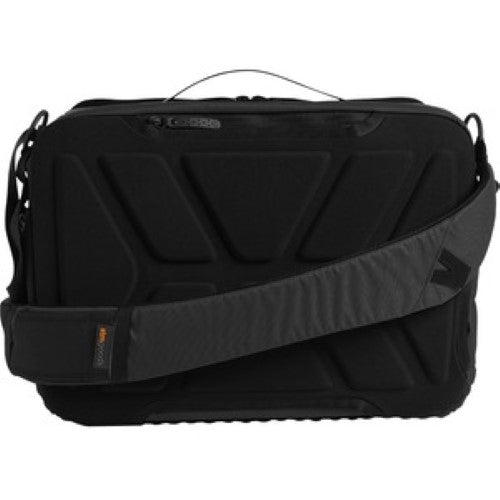 "Dux 16L Messenger Case in black, designed for 15-inch laptops, features water-resistant 330D twill and adjustable straps."