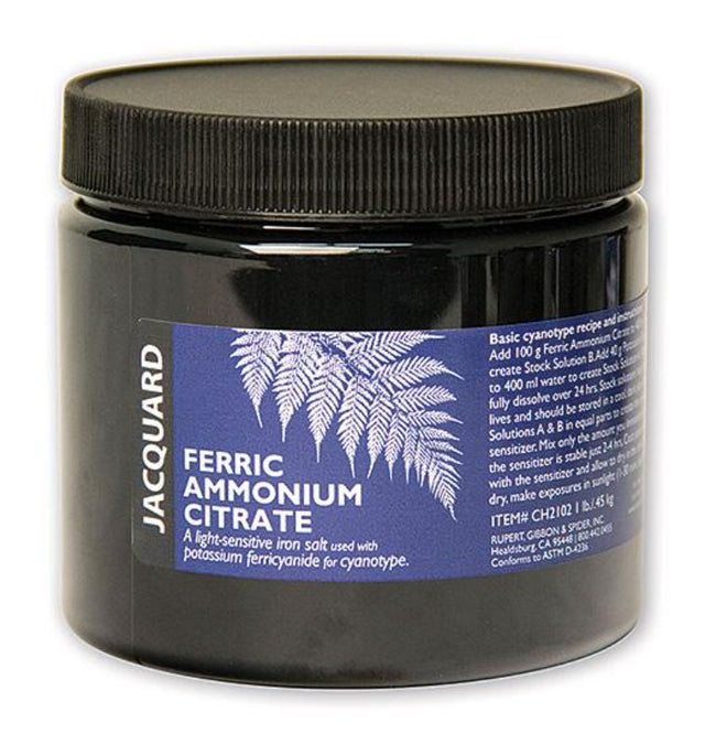 Light-sensitive iron salt for cyanotype printing on natural fibers, creating stunning 19th-century style cyan-blue prints.