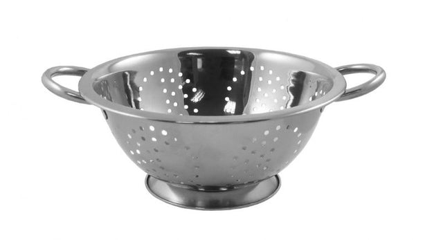 Stainless steel colander with a sleek design, perfect for draining pasta and rinsing fruits and vegetables.