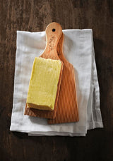 Kilner Butter Paddles Set of 2 with deep grooves for buttermilk removal, ideal for shaping homemade butter.