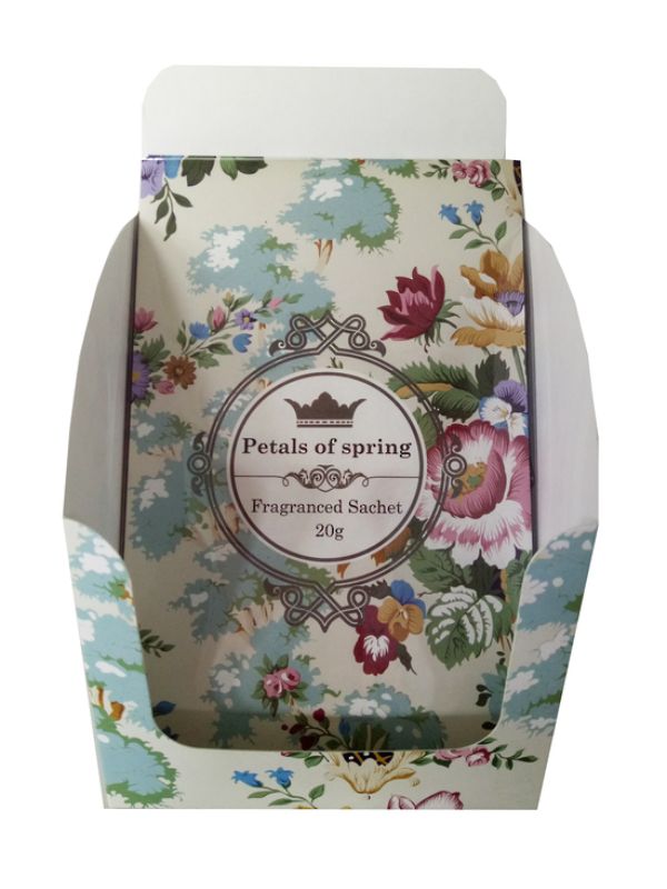 Eco-friendly sachets filled with floral scents, perfect for refreshing drawers and luggage with a touch of springtime.