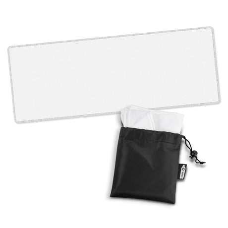 Eco-friendly white cooling towel set (20) made from RPET, offering fast cooling for outdoor activities in a convenient pouch.
