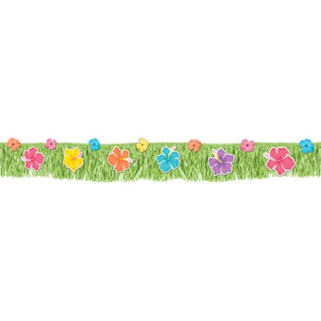 Colorful hibiscus fringed banner for tropical parties, measuring 23cm x 178cm, perfect for vibrant summer celebrations.