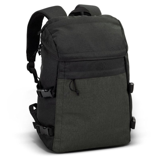 Black Campster Backpack featuring durable 600D polyester, two compartments, zippered closures, and adjustable straps for comfort.