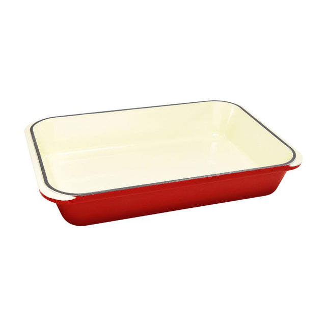 Rectangular Inferno Red roasting pan, 40 X 26cm, ideal for roasting meat and vegetables, made in France for style and durability.