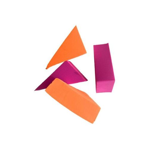 Makeup wedges with unique shape for seamless blending, ideal for foundation and concealer application. Perfect for all skill levels.