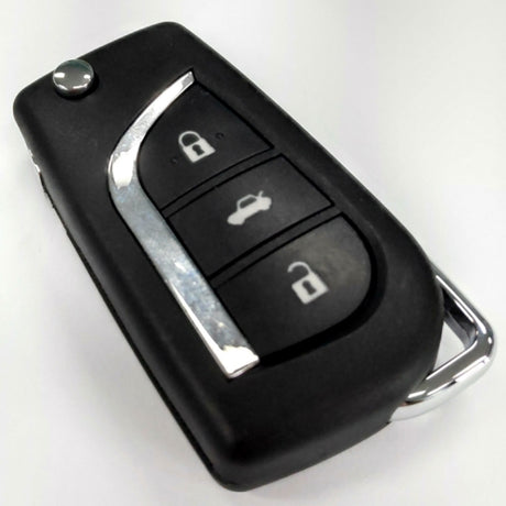 Remote shell replacement for Toyota vehicles with 3 buttons, designed for easy installation and stylish functionality.