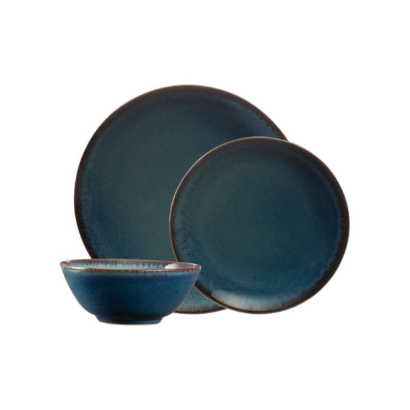 Stunning Mason Cash 12-piece reactive blue dinner set with unique glaze, includes plates and bowls for 4 guests.