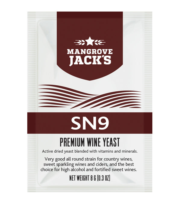 Mangrove Jack's SN9 wine yeast, 8g packet, ideal for high alcohol wines and reliable fermentation with rapid clearing.