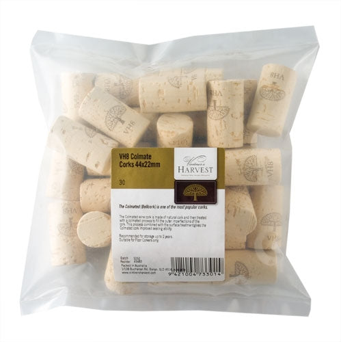 Natural corks in a bag of 30, measuring 44x22mm, providing enhanced sealing for optimal wine preservation.