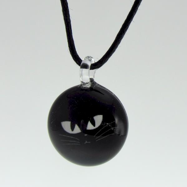 Elegant 2 cm black cat art glass pendant on adjustable cord, showcasing exquisite Thai craftsmanship for cat lovers.