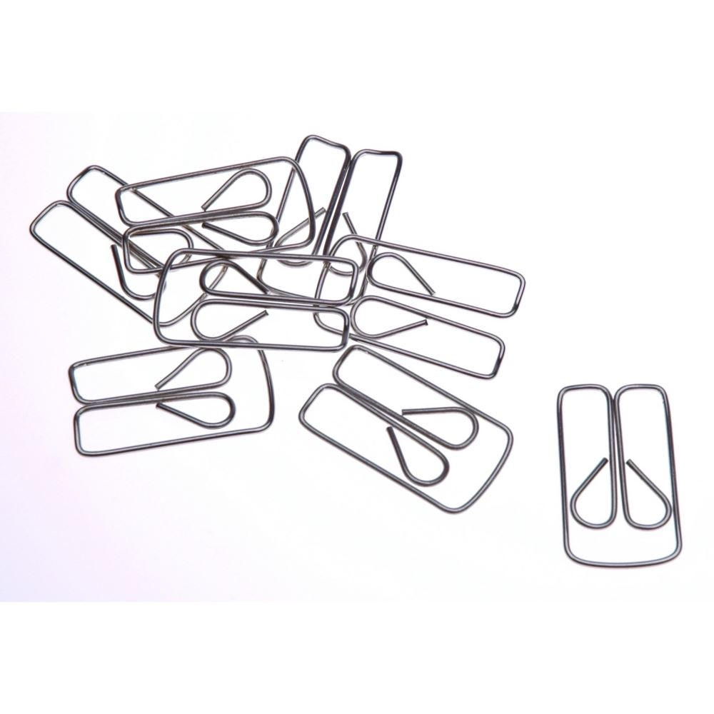 Silver owl-shaped paper clips by ESSELTE, 25mm, box of 100, providing stylish and stable document organization.