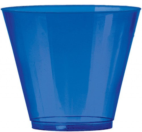 Bright royal blue plastic tumblers, pack of 72, perfect for parties, picnics, and everyday use; lightweight and reusable.