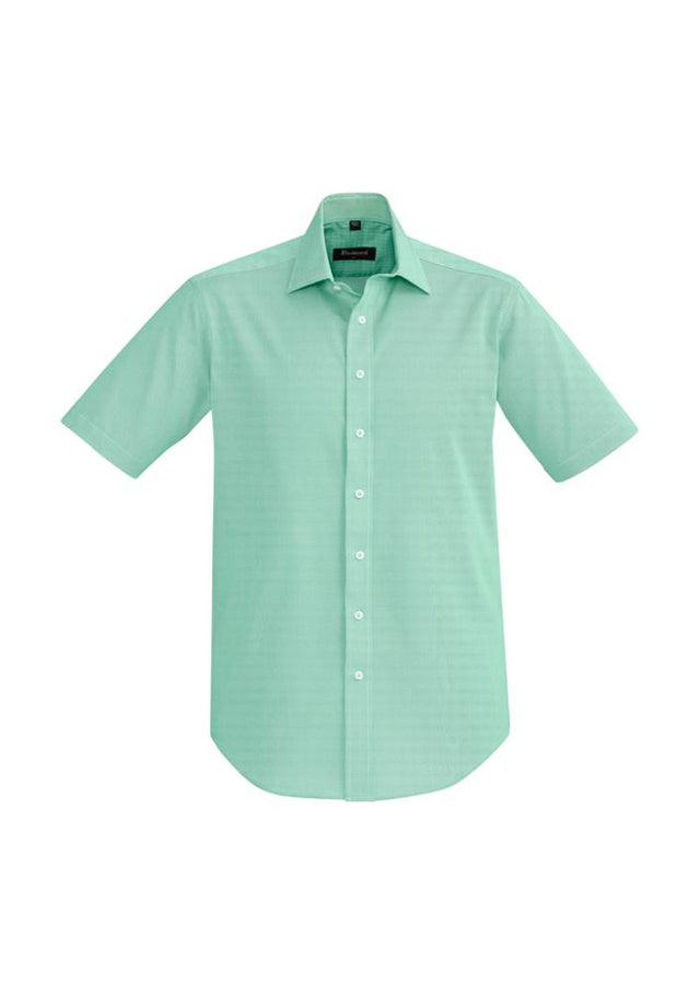 Hudson Men's Short Sleeve Shirt in Dynasty Green, made from 100% cotton, featuring an executive fit and stylish design.