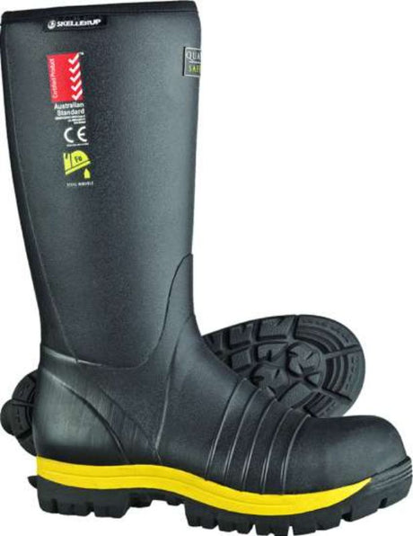 Skellerup Quatro Insulated Safety Gumboots Size 8, featuring a nitrile rubber sole and steel midsole for ultimate foot protection.