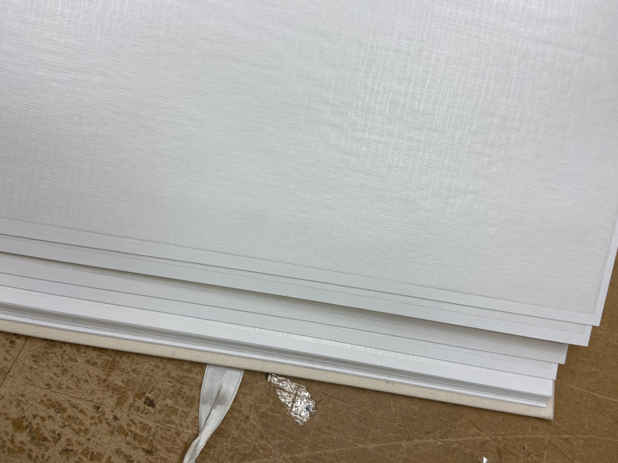 GOLDBUCH ETERNITY white post-bound photo album, 390x310mm, holds 40 photos, crafted for quality and timeless memory preservation.