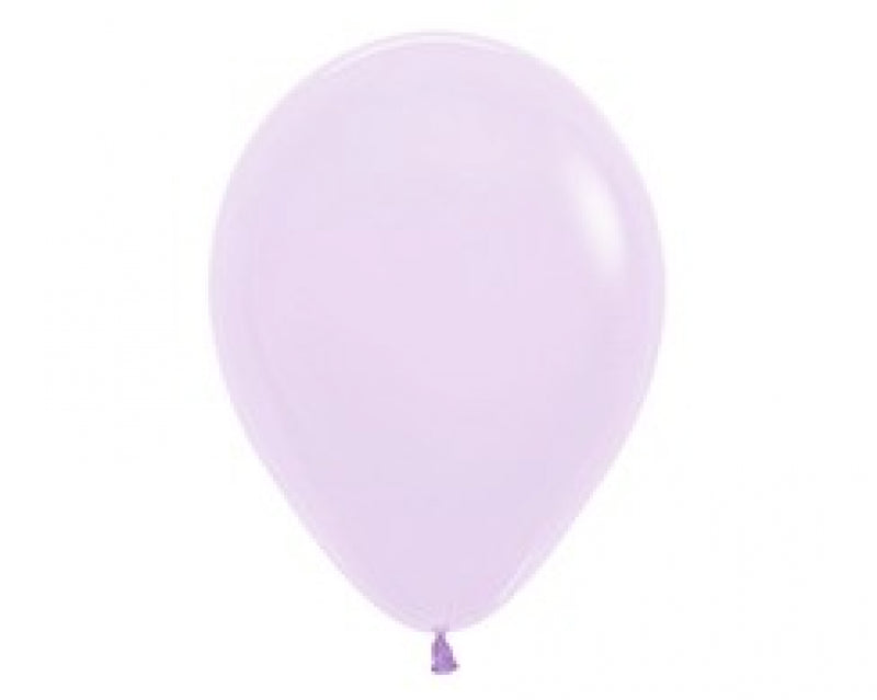 Pack of 50 pastel matte lilac latex balloons, ideal for enhancing party decor with a soft, elegant touch.