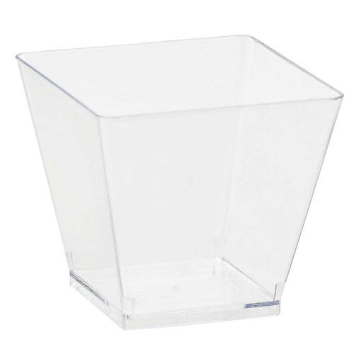 Clear plastic mini cocktail cubes, 2oz, pack of 40, ideal for stylish serving of drinks and appetizers at events.