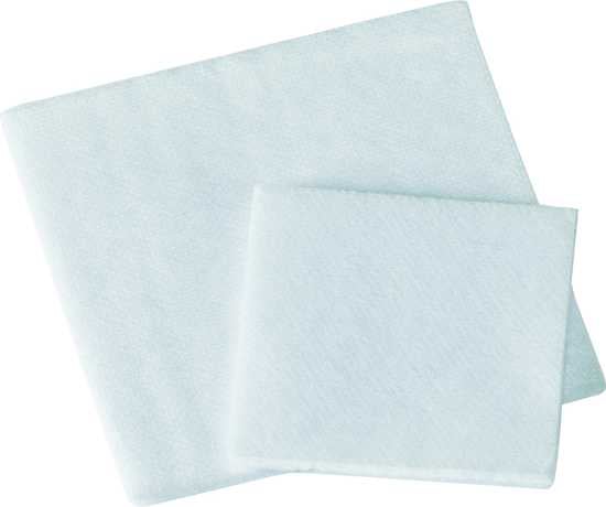 Non-adherent dressing 7.5 x 7.5 cm, designed for painless removal and optimal airflow, ideal for wound care and recovery.